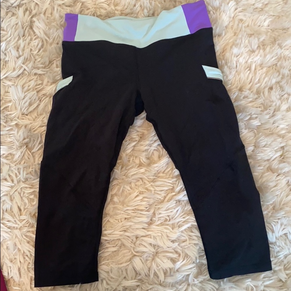 Lululemon legging. Size 6